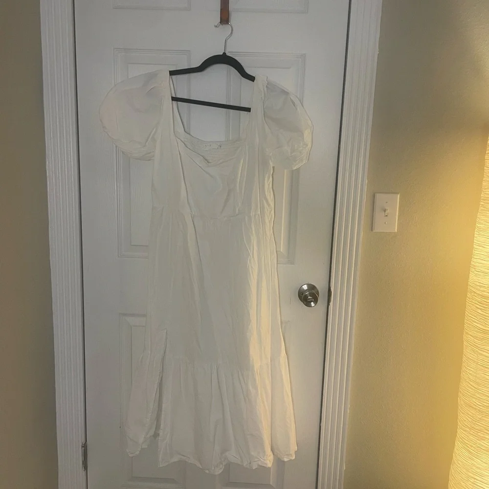 ASTR the Label White Puff Sleeve Dress - Picture 3 of 4